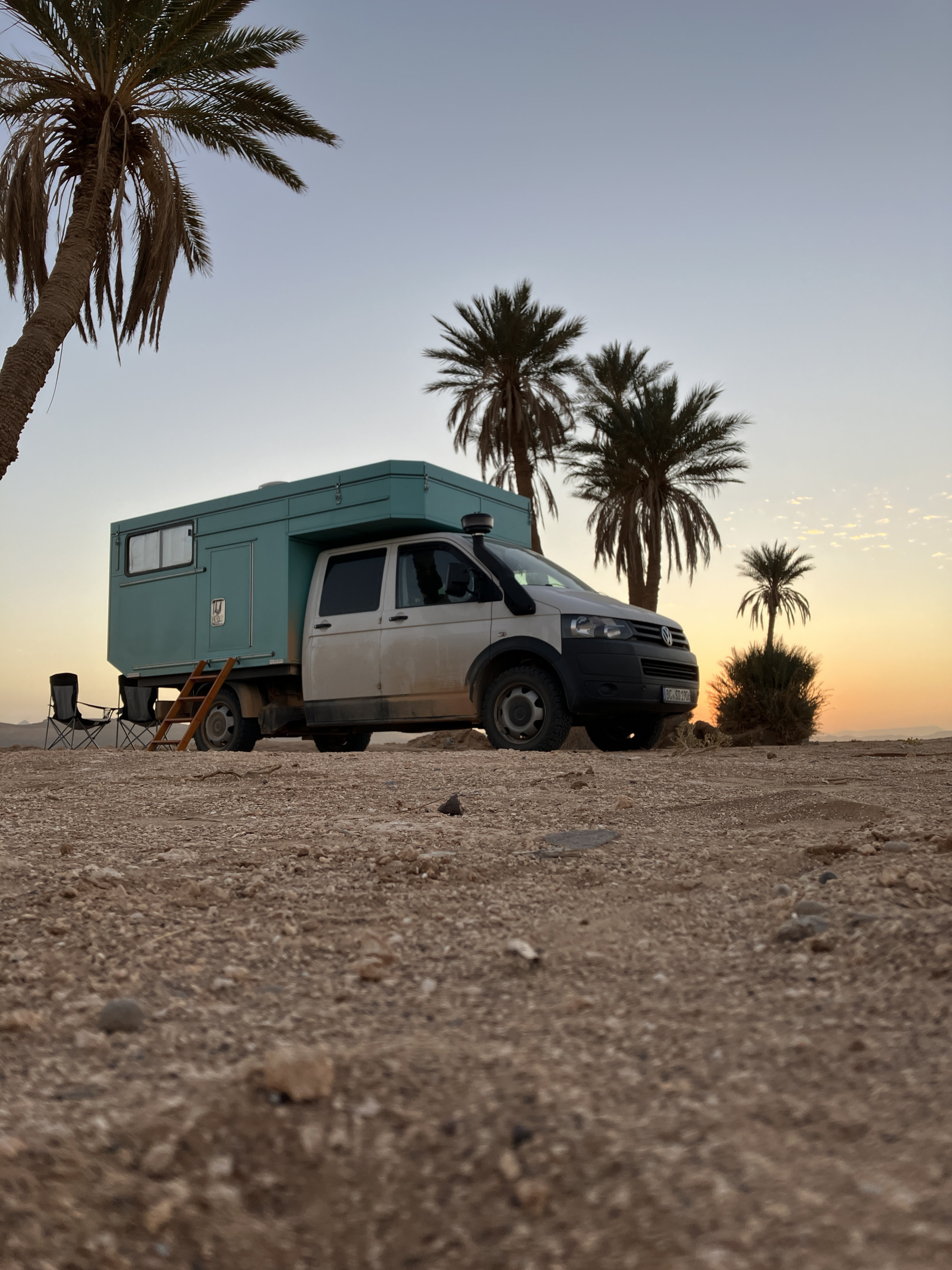 Frida VW T5 Doka mit Eigenbau Wohnkabine