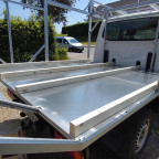 Frida VW T5 Doka mit Eigenbau Wohnkabine